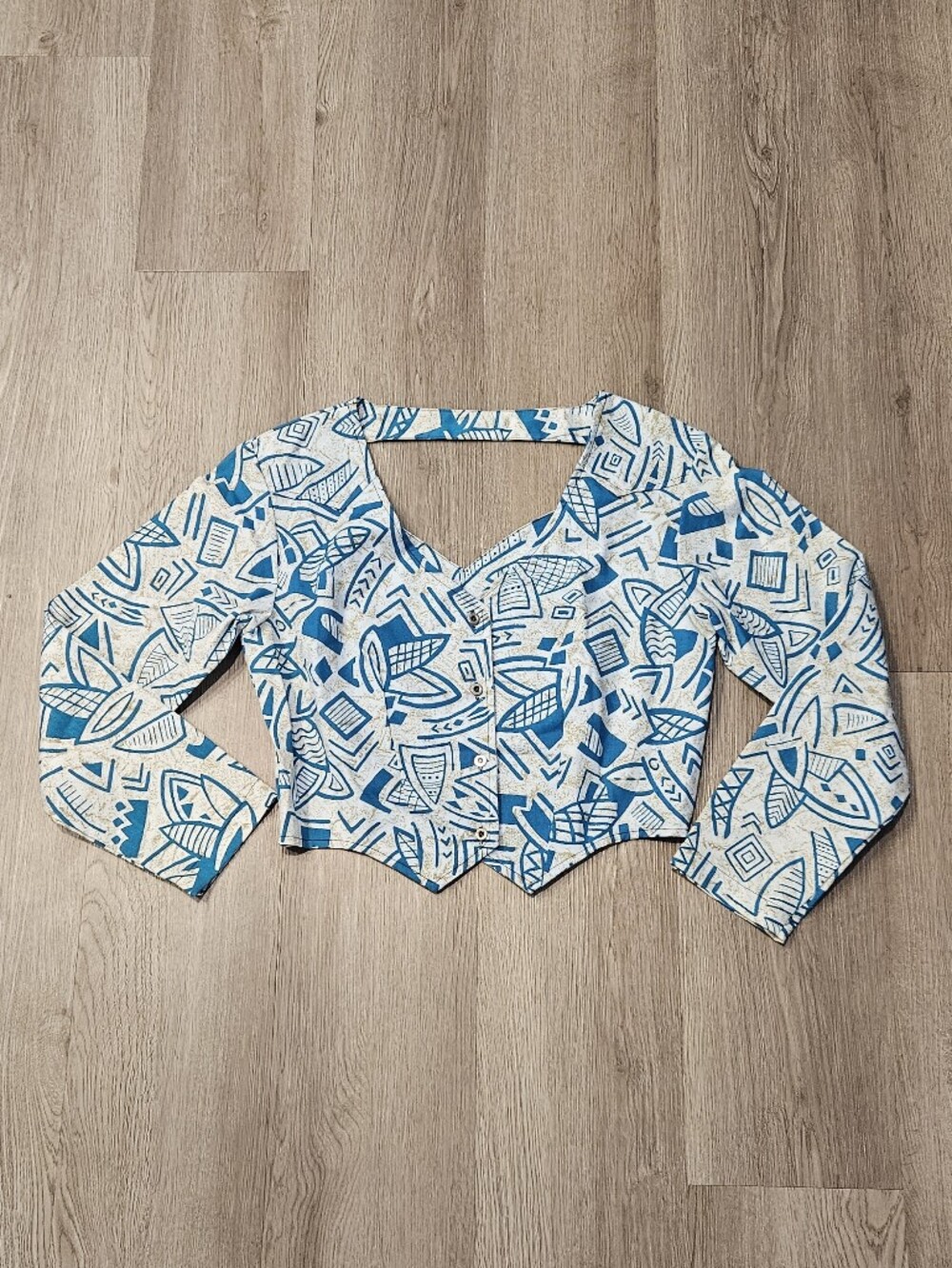 Blue Printed V-Neck Cropped Blouse
